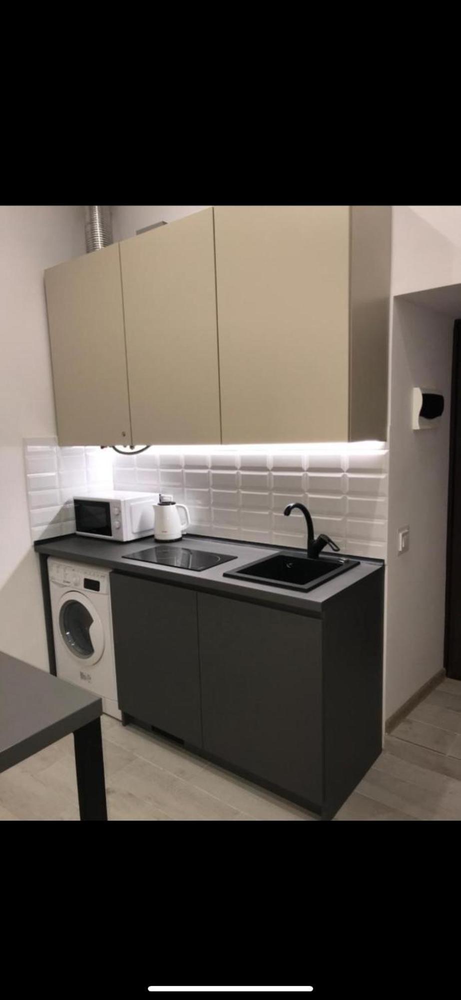 Apartment Vip Virmenska Street リヴィウ エクステリア 写真